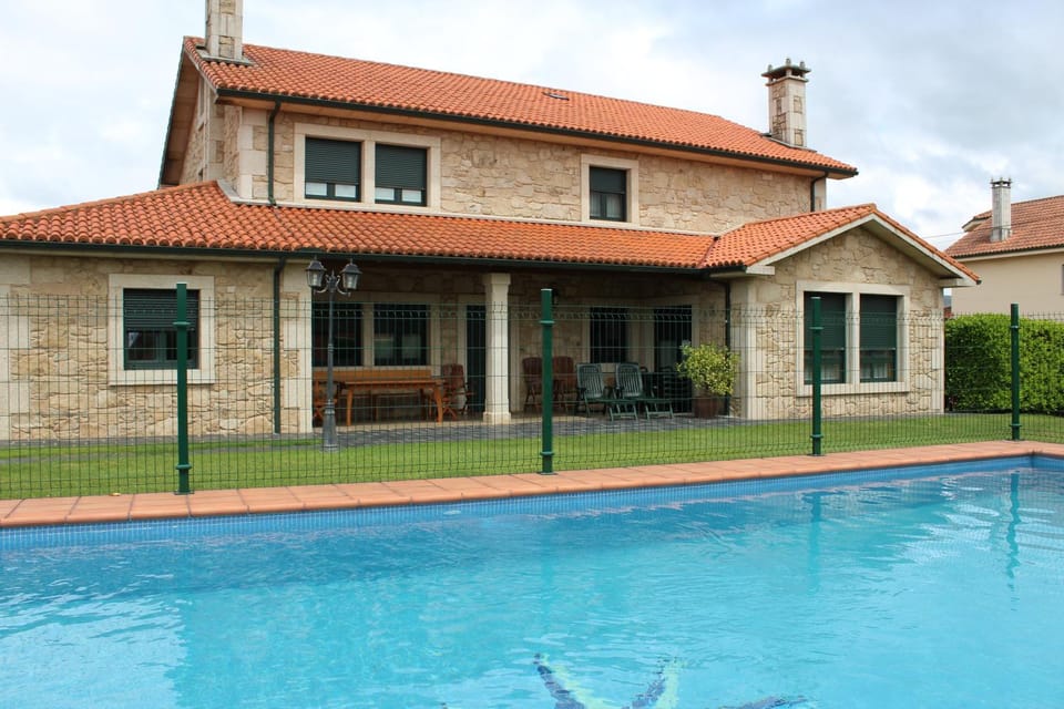 Garden, Swimming pool