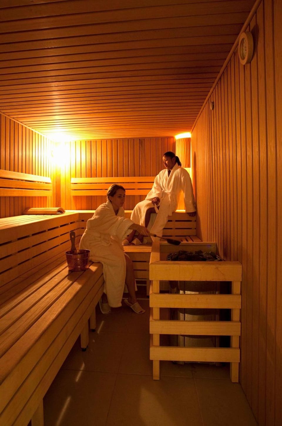 People, Sauna
