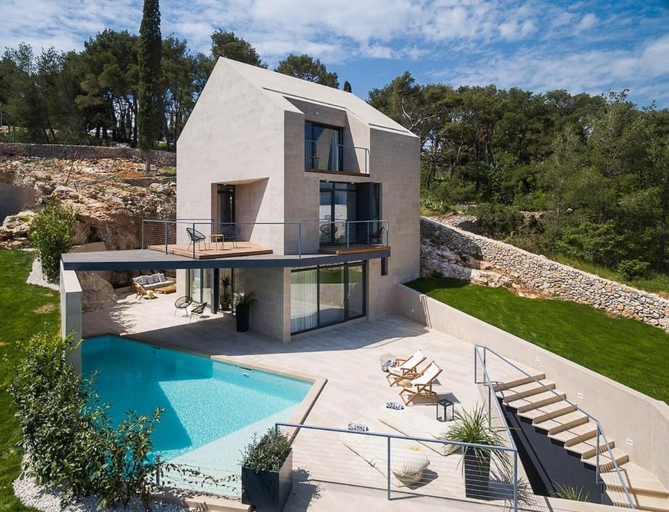 Property building, Swimming pool