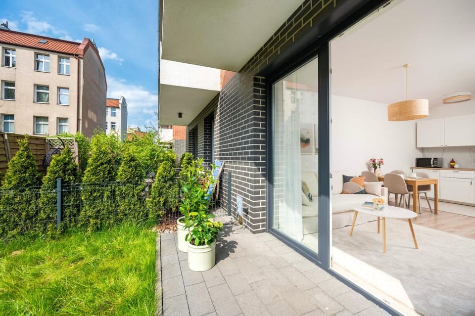 Patio, Garden, Balcony/Terrace, Garden view