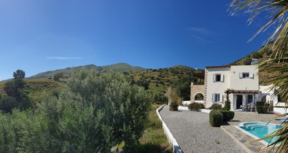 Property building, Natural landscape, Mountain view, Swimming pool