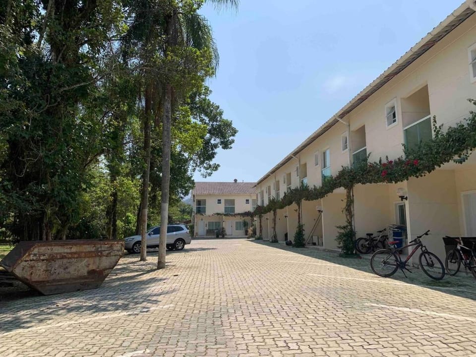 Casa em Juquehy com muita natureza Apartment in São Sebastião