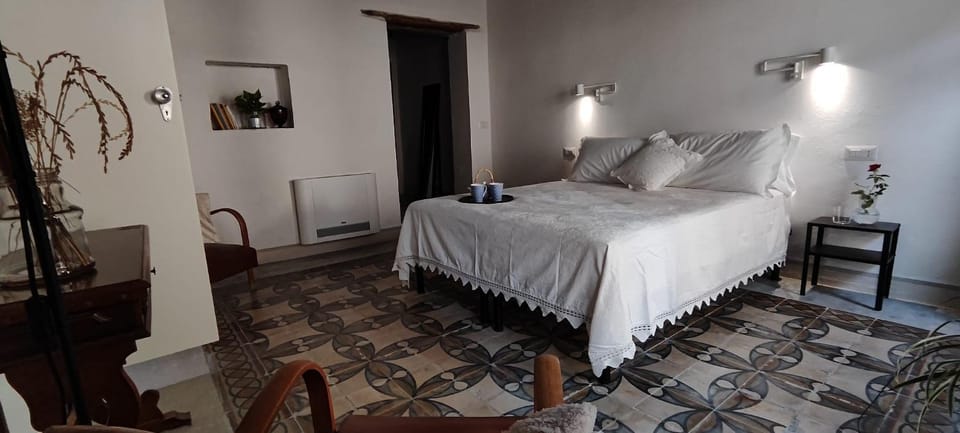 Bedroom, air conditioner