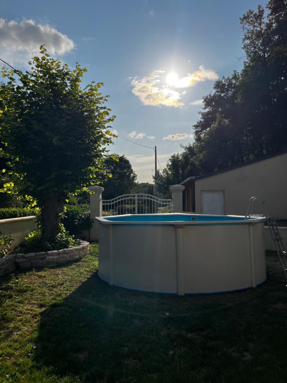 Day, Natural landscape, Garden view, Pool view, Swimming pool