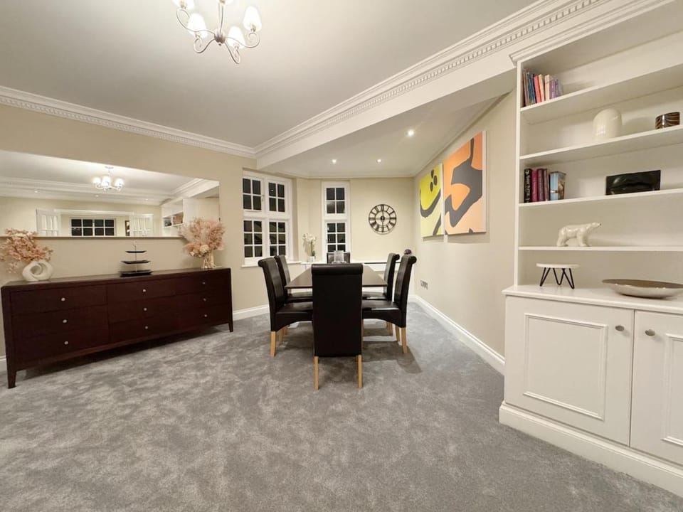 Spacious Central London Penthouse Near Baker St Apartment in City of Westminster