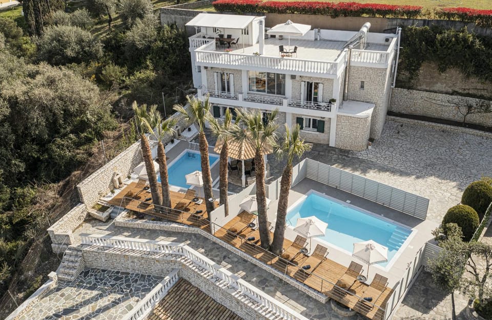 Property building, Patio, Swimming pool