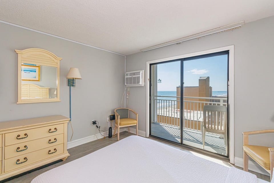 Newly Updated Double Queen Suite-Sea Mist 51007 House in Myrtle Beach