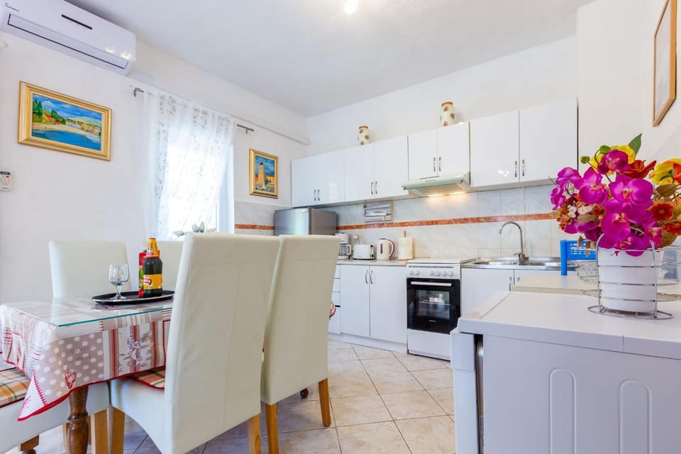 Holiday Home Flora House in Zadar