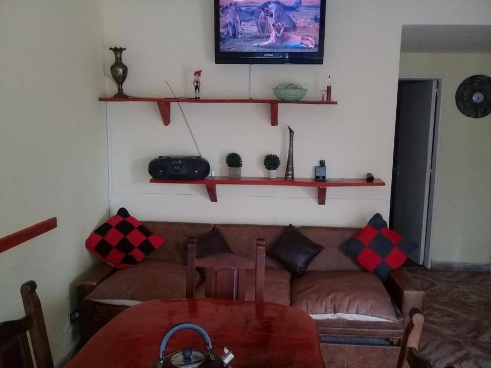 CASA Jovenes familia 250 metros del mar 7 a 8 personas FARO MOGOTES House in Mar del Plata
