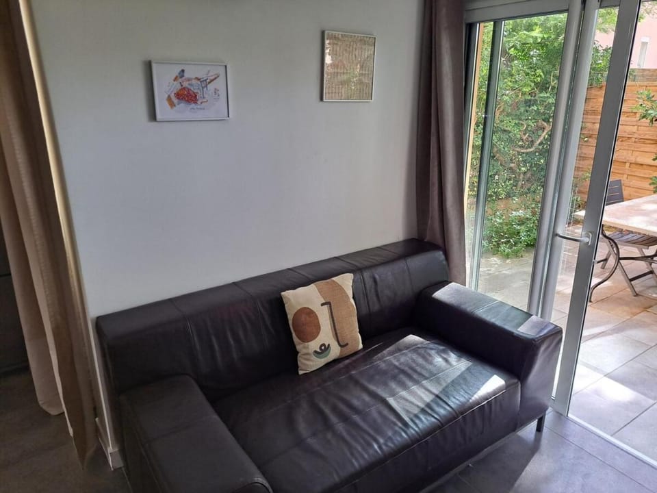 Hameau du Puech, rez-de-jardin avec parking et clim Apartment in Agde