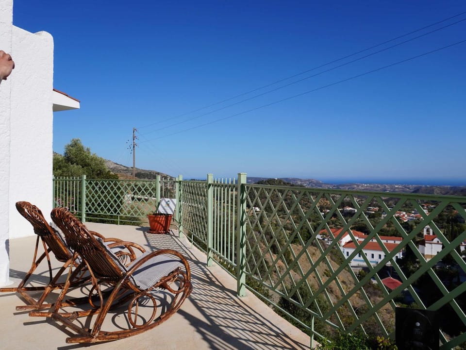 Natural landscape, Balcony/Terrace, Sea view
