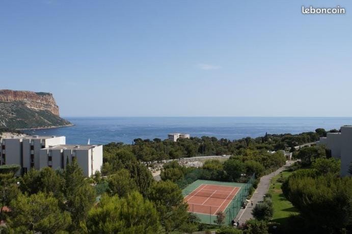 Cassis 4 pers Vue Mer Wifi Piscine Parking Tennis Apartment in Cassis