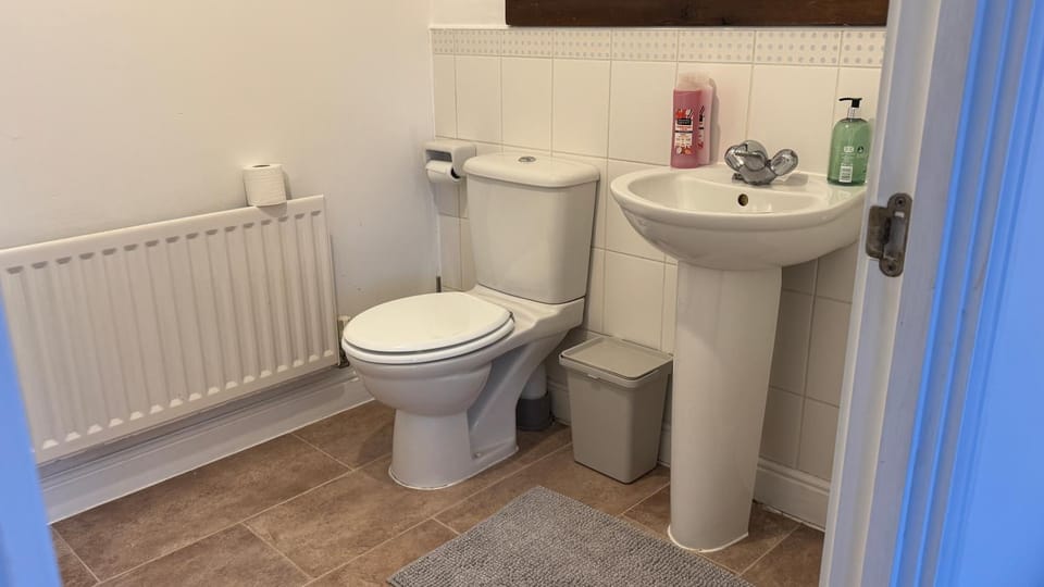 Top Room shared house Bed and Breakfast in Bristol