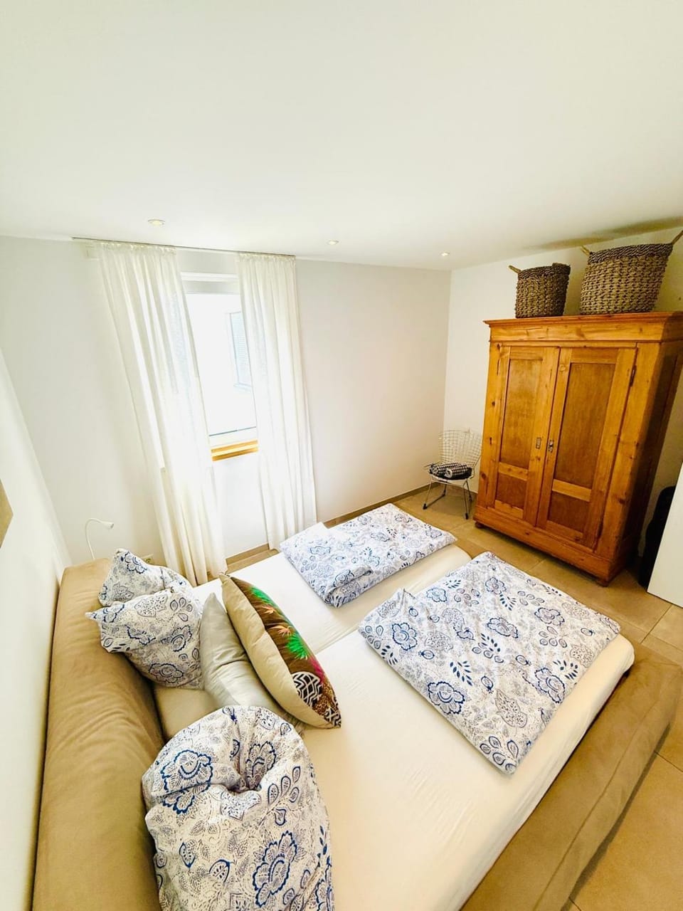Bed, Photo of the whole room, Bedroom, wardrobe