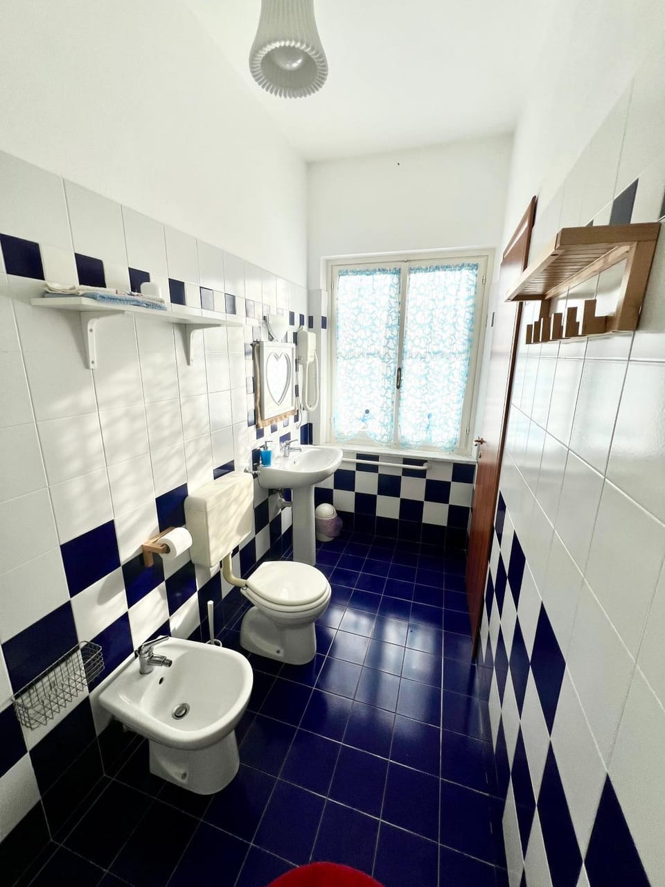 Shower, Toilet, bidet