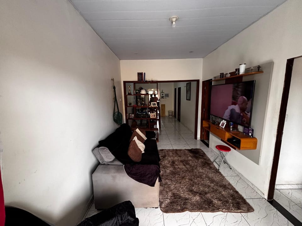 Communal lounge/ TV room, TV and multimedia, Living room, Seating area, Evening entertainment