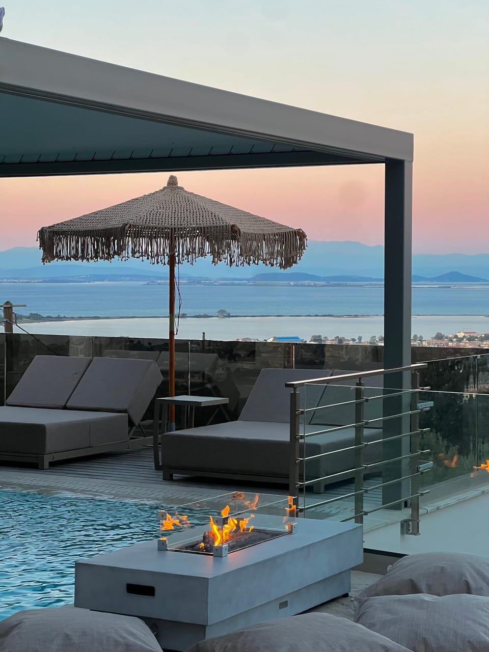 View (from property/room), Pool view, Swimming pool, Sunrise