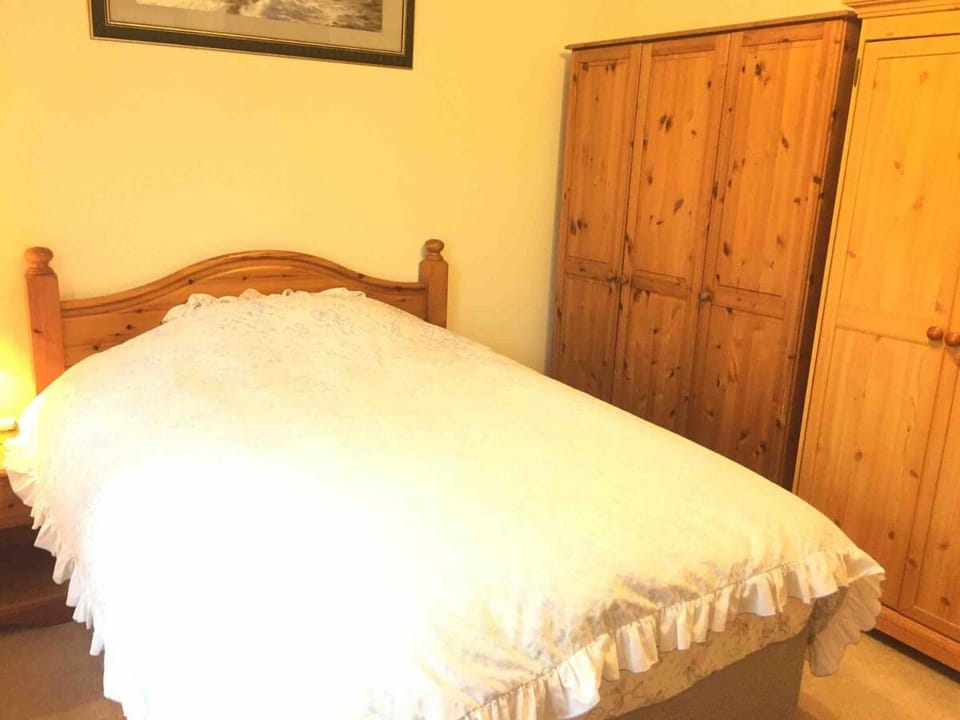 Bed, Bedroom, wardrobe