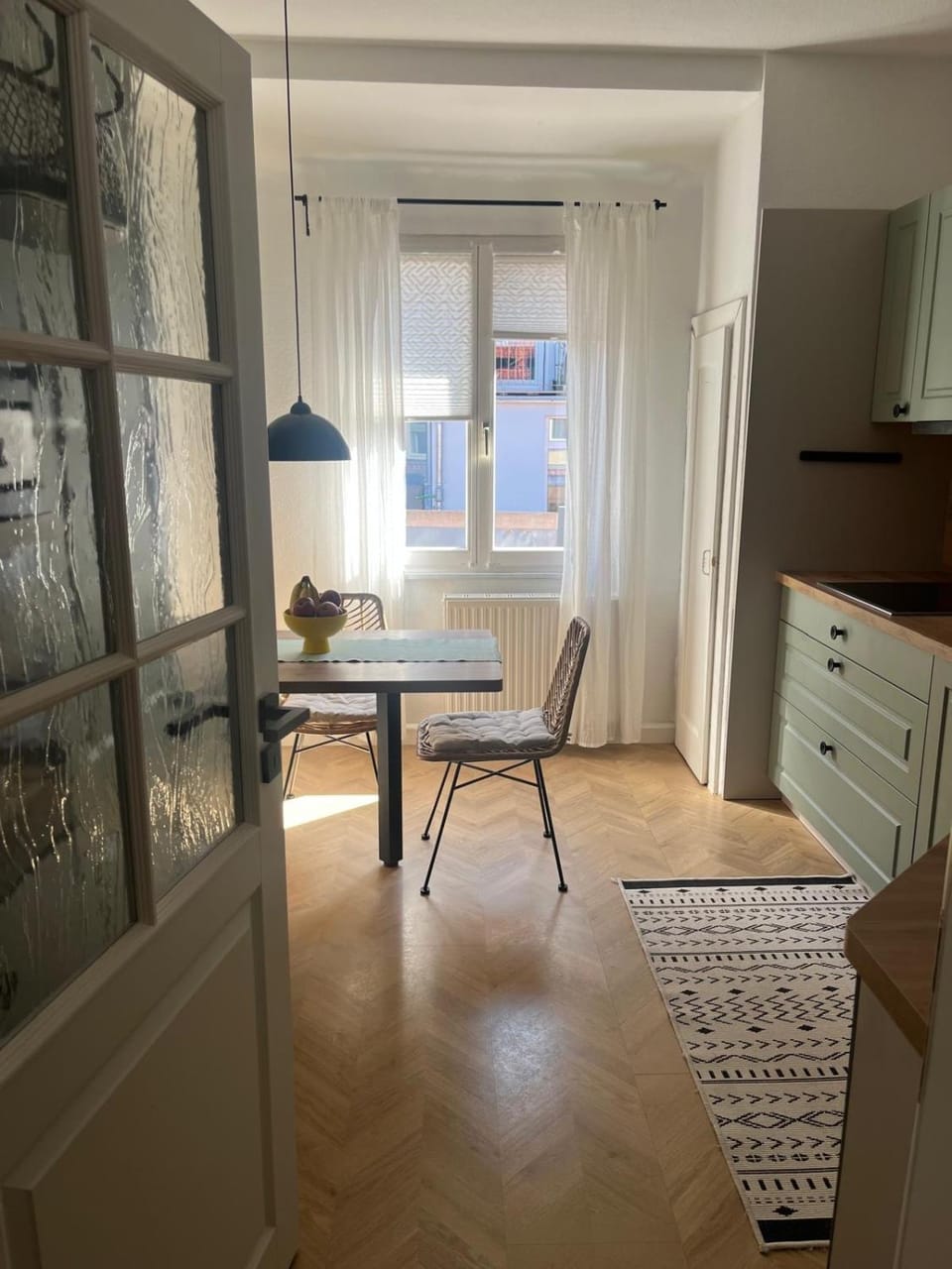 Kitchen or kitchenette, stove, kitchen