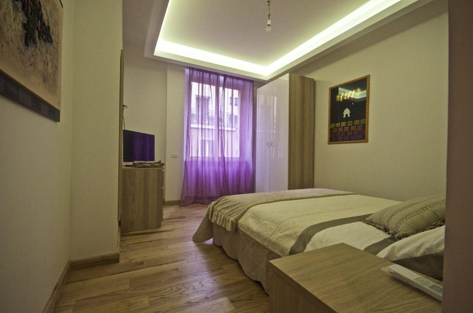 Day, Photo of the whole room