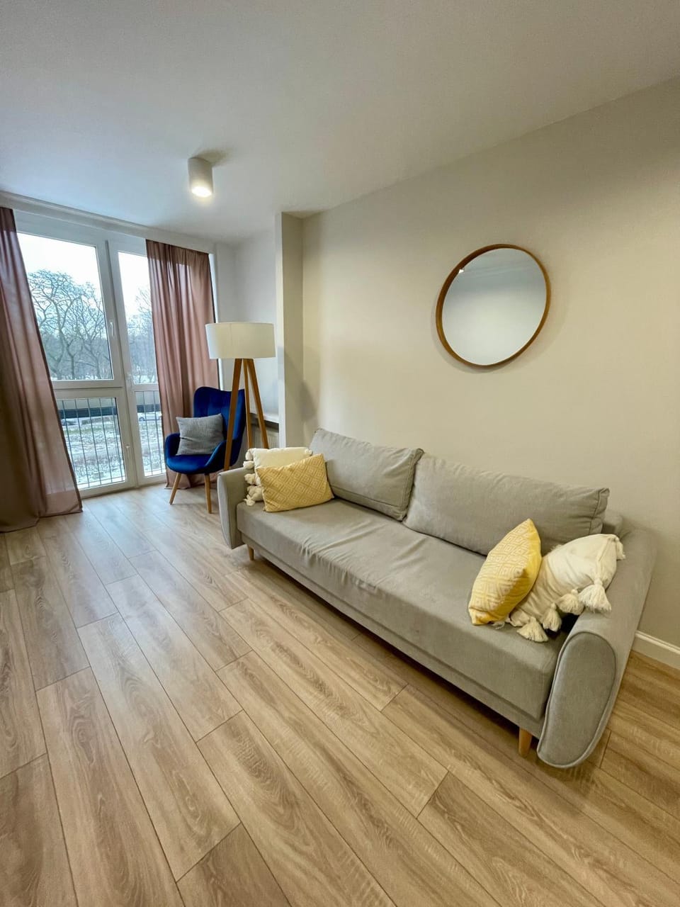 Saski Park Retreat Central Stay Apartment in Warsaw