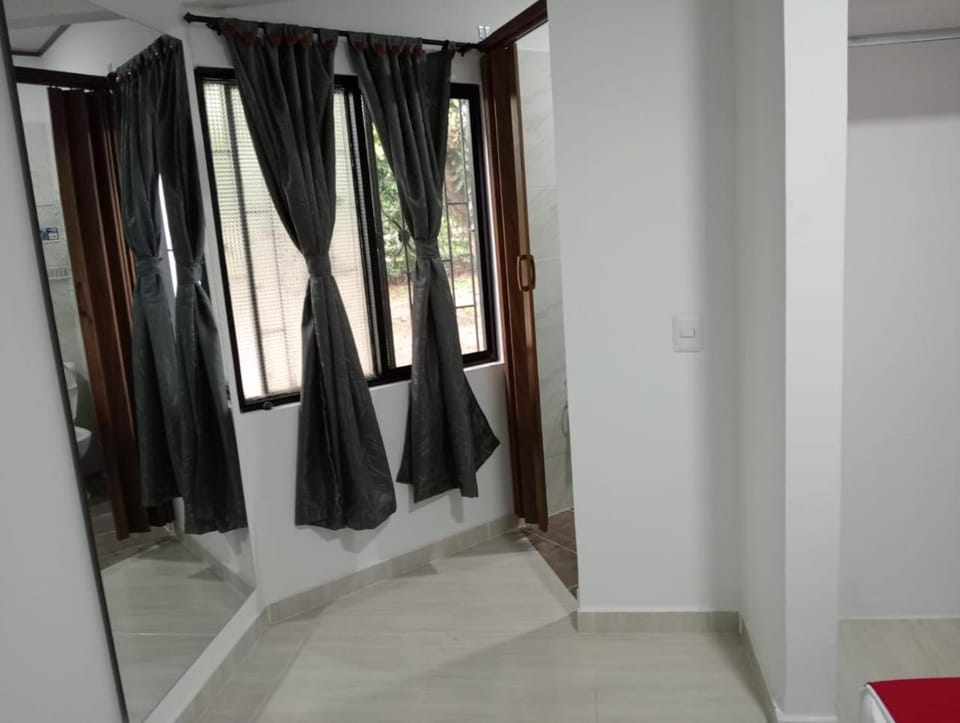 BONITA Y CÓMODA CASA DE 3 HABITACIONES EN cONJUNTO House in Villavicencio