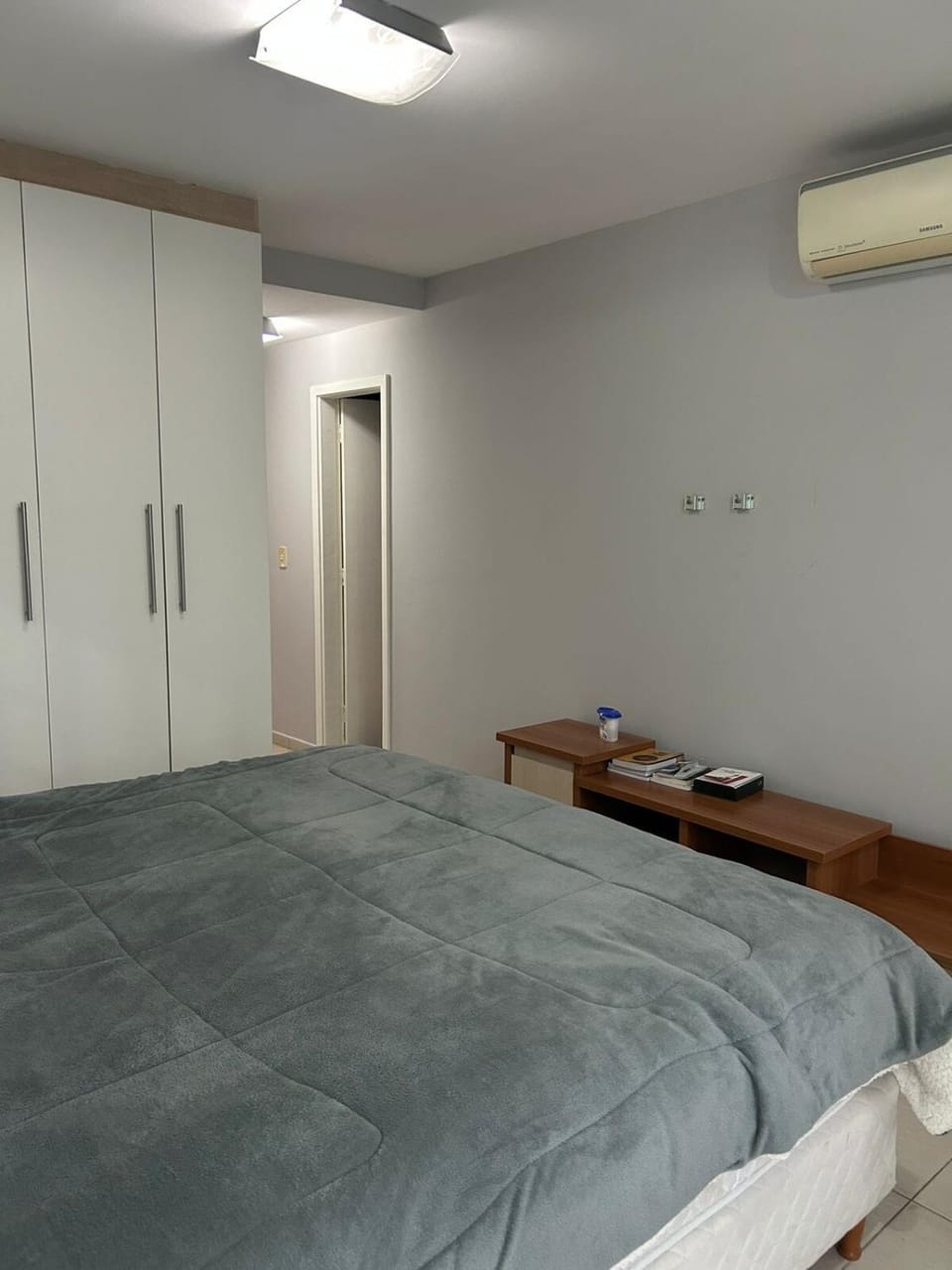 Bed, Bedroom, wardrobe, air conditioner