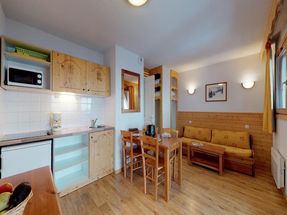 Property building, Living room, Other