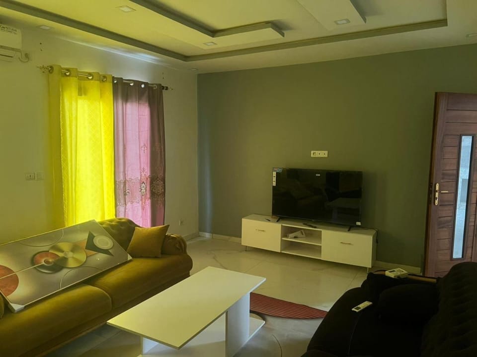 L Appartement Prestige- Darou Salam Immo Apartment in Thiès Region, Senegal
