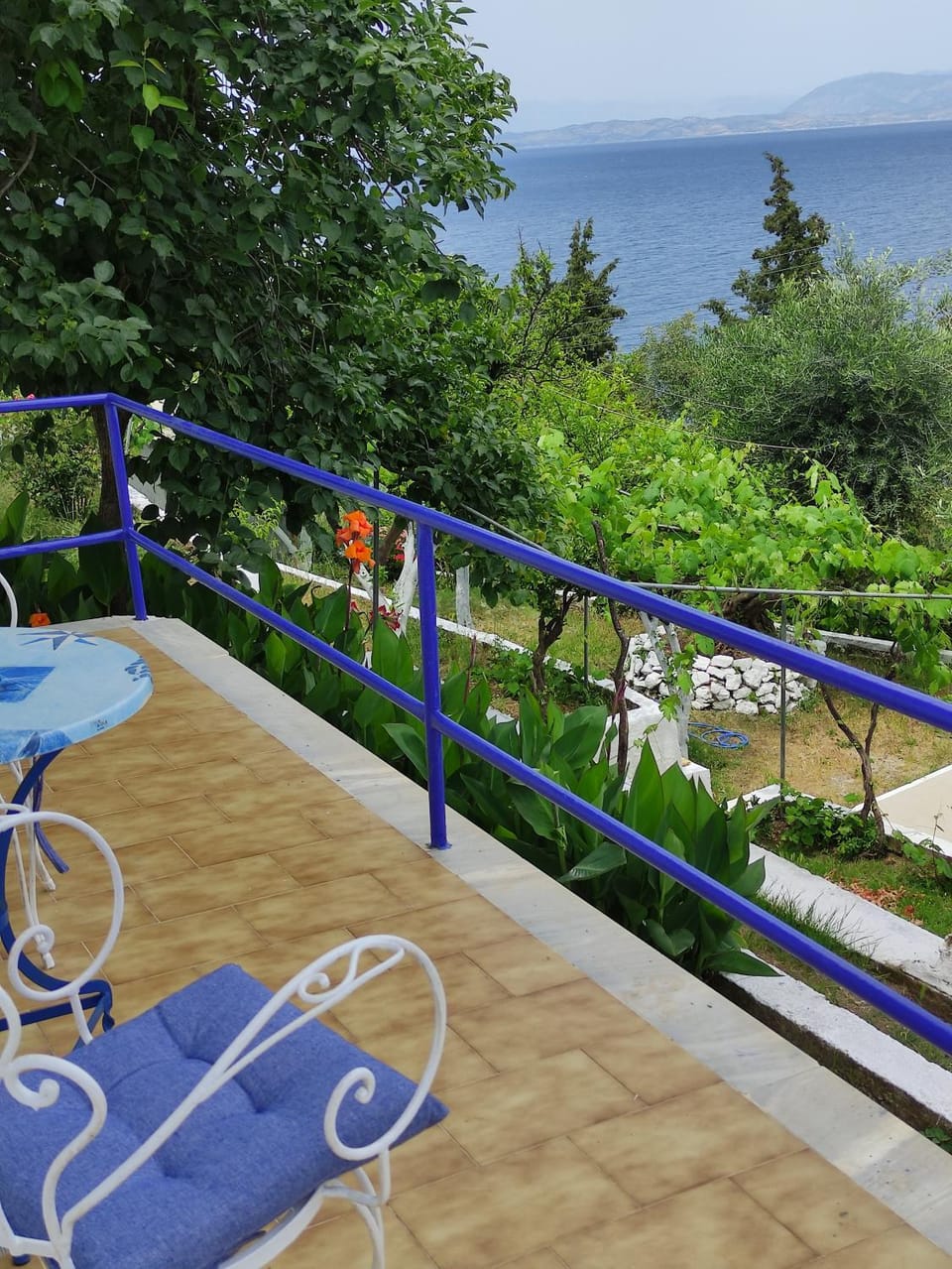 Garden view, Sea view