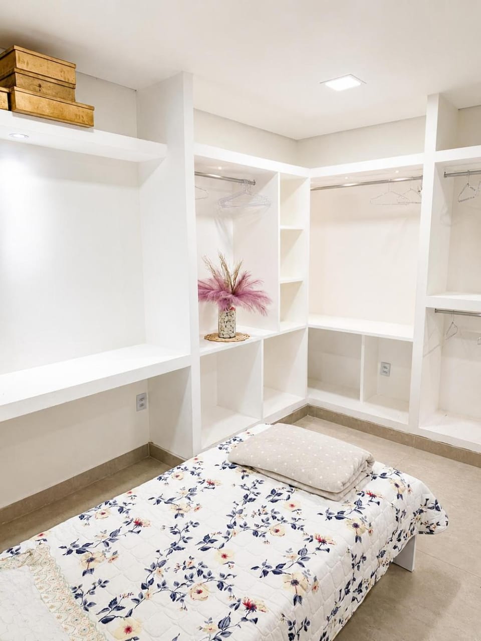 Bed, Bedroom, wardrobe