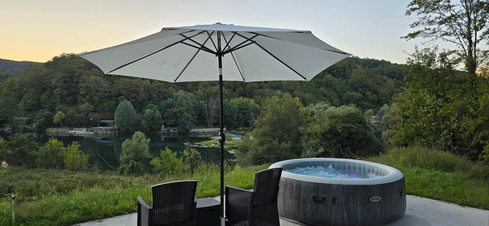 Natural landscape, Hot Tub, Mountain view