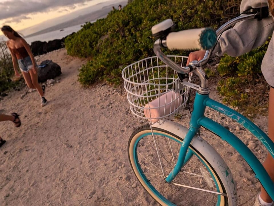 Cycling, Sea view