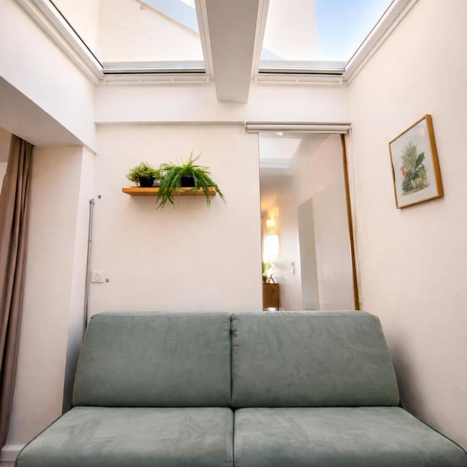 Bedroom, heating