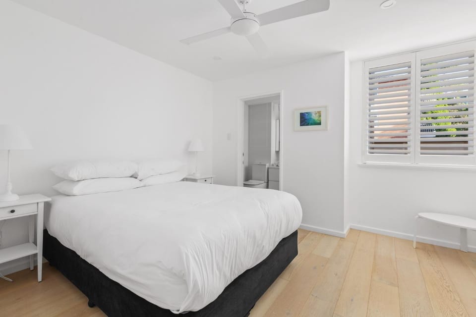 Chic 1-Bed Apartment by Balmoral Beach Apartment in Sydney