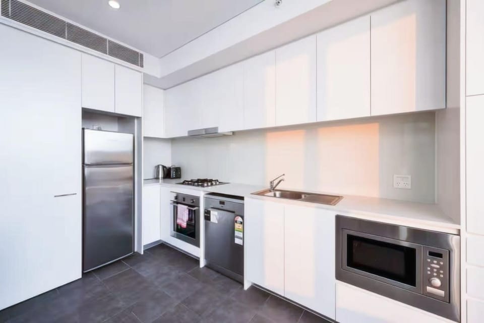 Stylish 1BD Apt Near Chatswood Train Station Apartment in Sydney