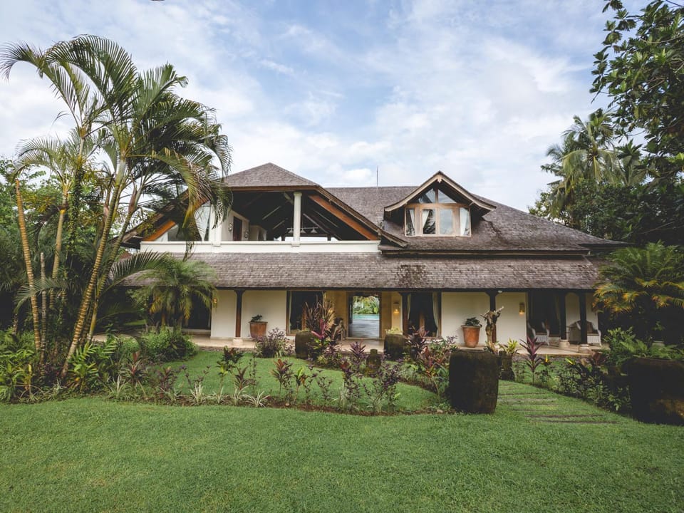 Property building, Garden, Garden view