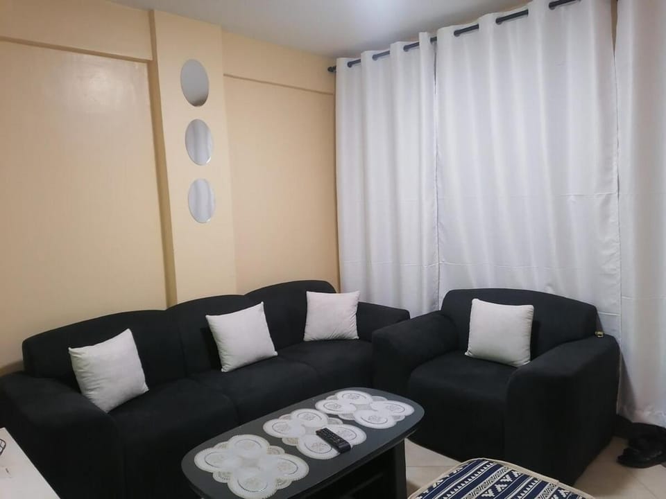 Lee's Home Apartment in Kenya