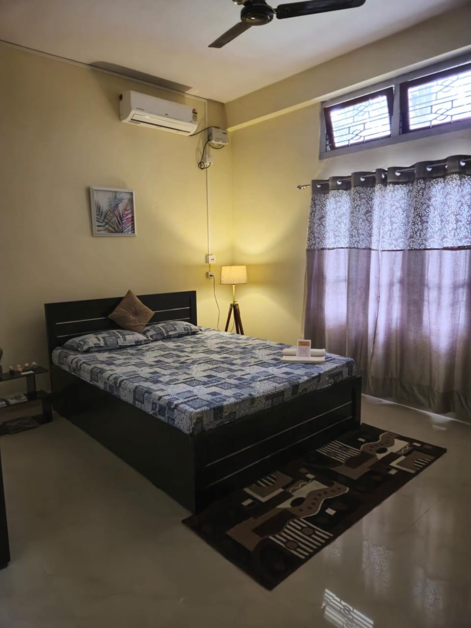 Bed, Bedroom, air conditioner