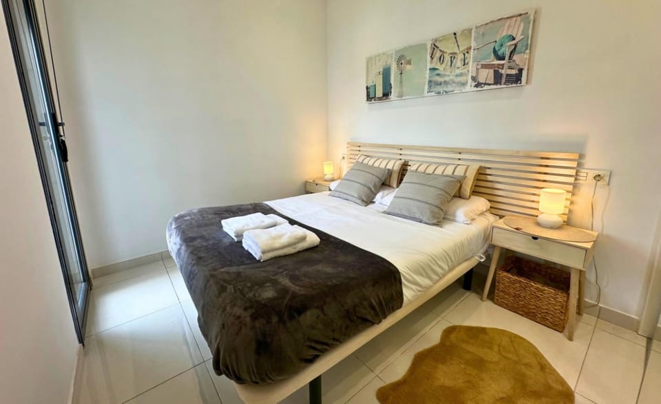Torremar 81: Exclusivo apartamento con terraza Apartment in Vega Baja del Segura