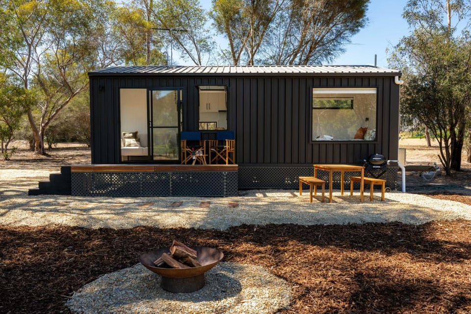 Property building, Garden