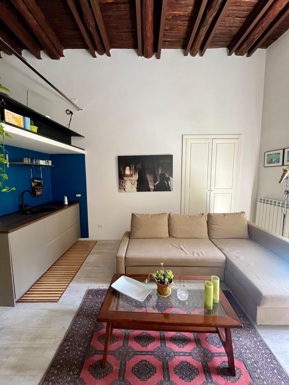 Santa Teresa House in Naples