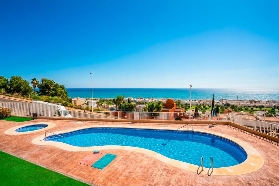 Sea view, Swimming pool