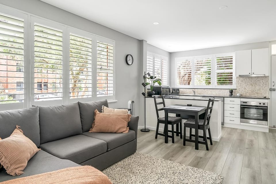 Living room, Dining area, kitchen