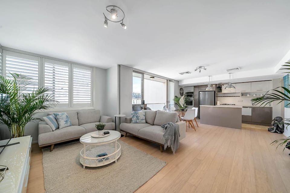 Living room, Dining area, kitchen