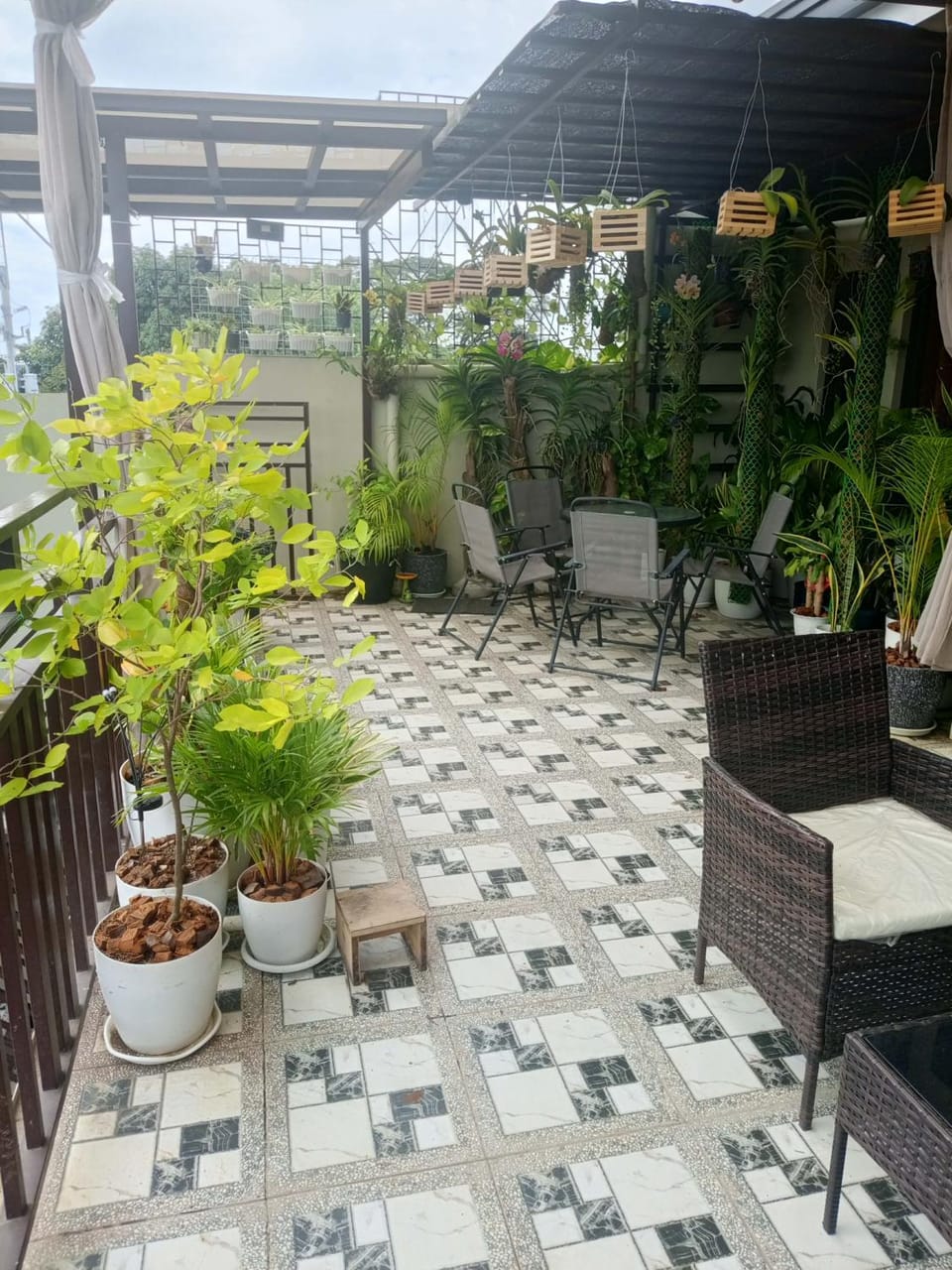 Patio, Day, Garden, Balcony/Terrace