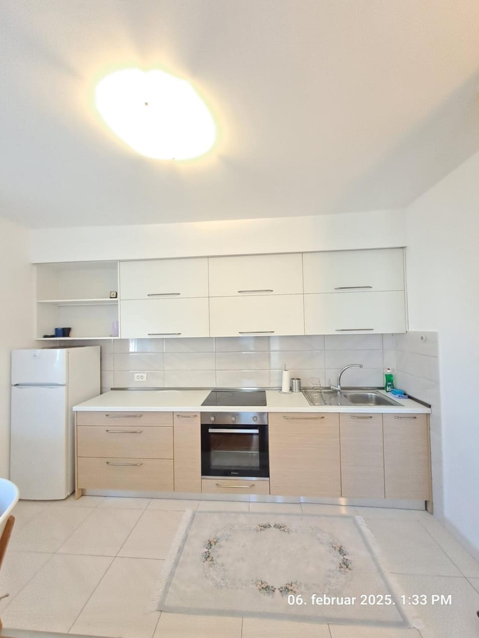 Kitchen or kitchenette, oven, stove