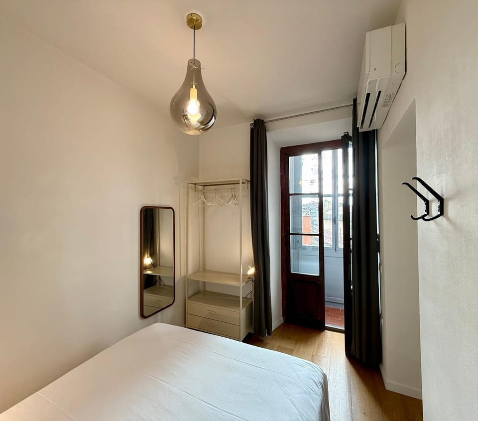 Bed, Photo of the whole room, Bedroom, wardrobe