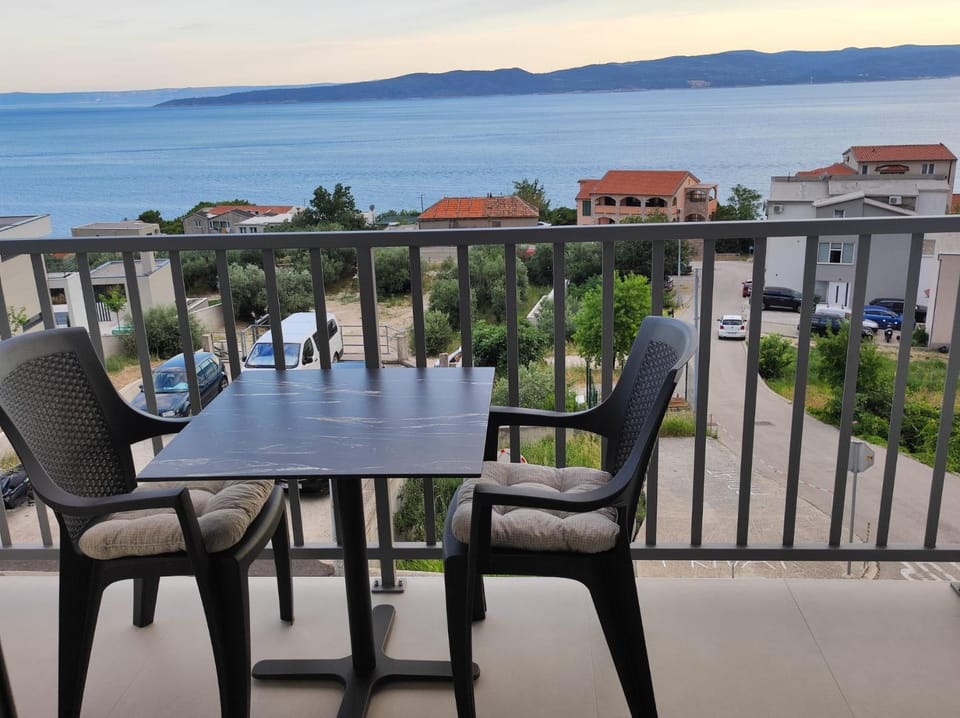 Maraska Sobe Apartment in Brela