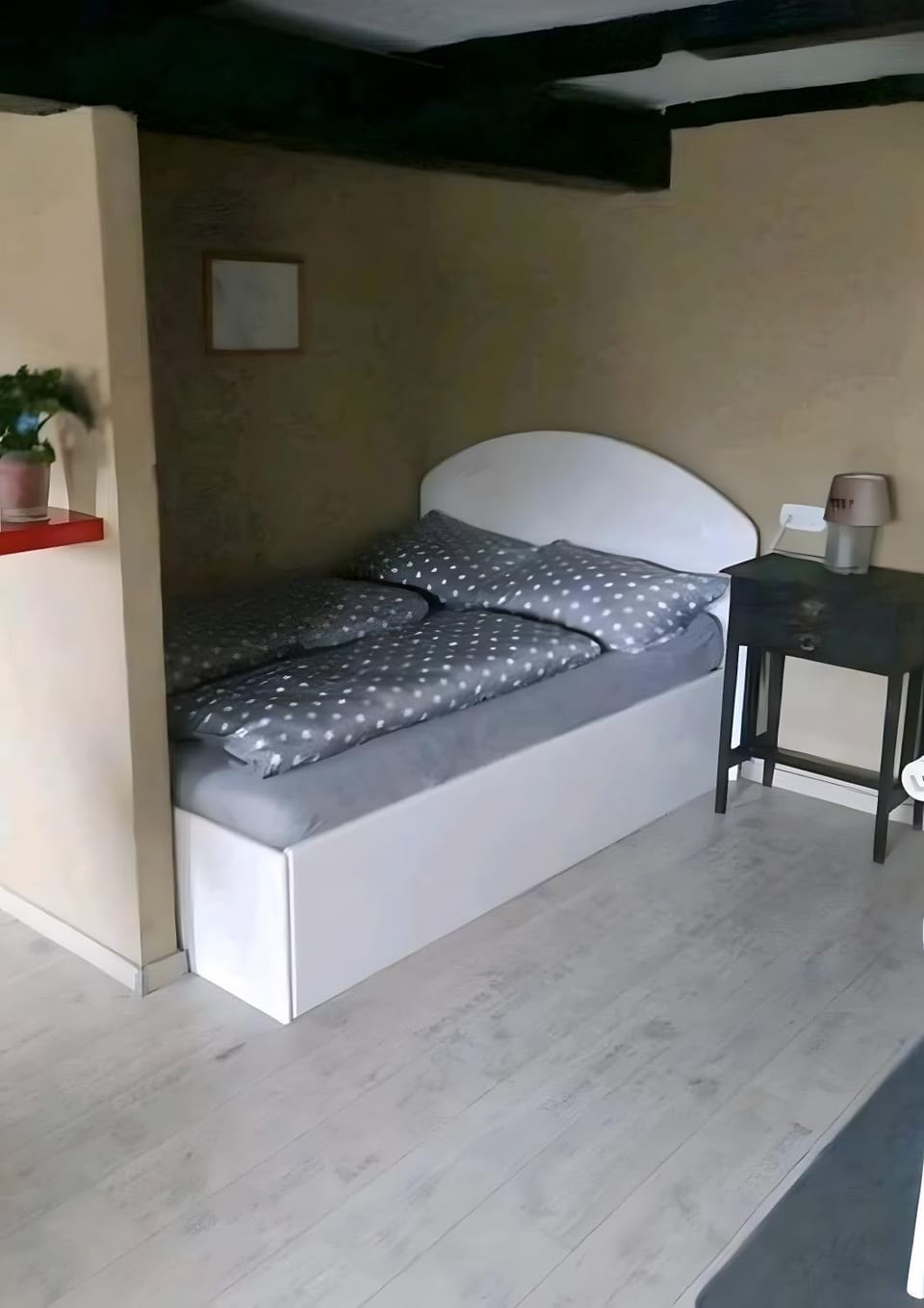 Property building, Living room, Bedroom